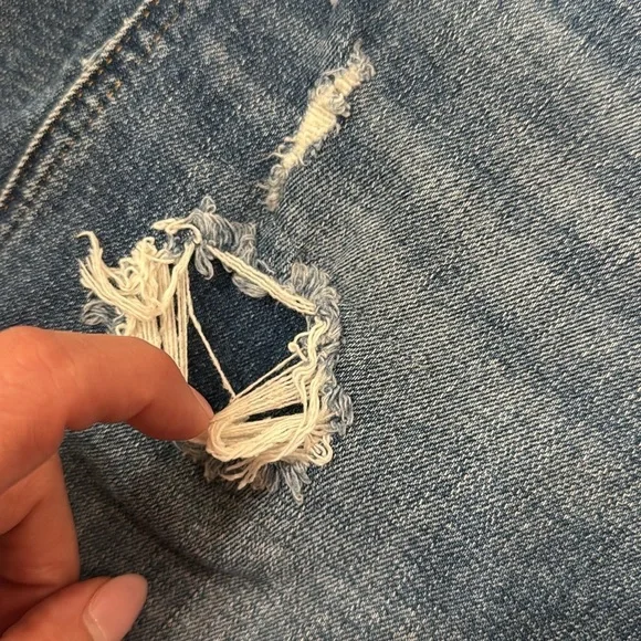 Gap Womens Cheeky Straight Jeans distressed - Picture 5 of 8